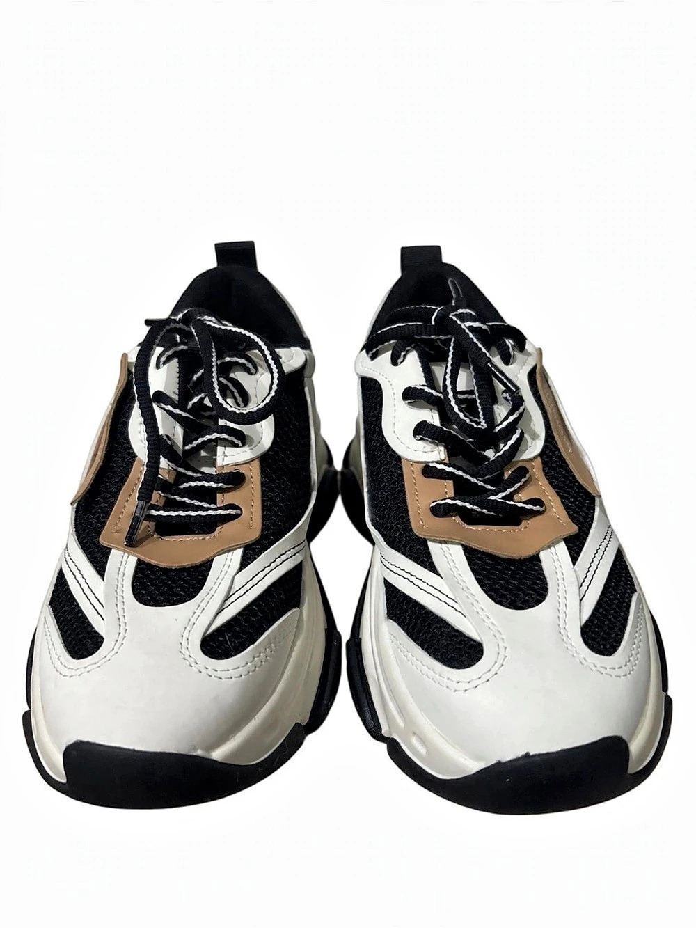 Steve Madden Women’s 7.5 Possession Chunky Sneakers in White & Black